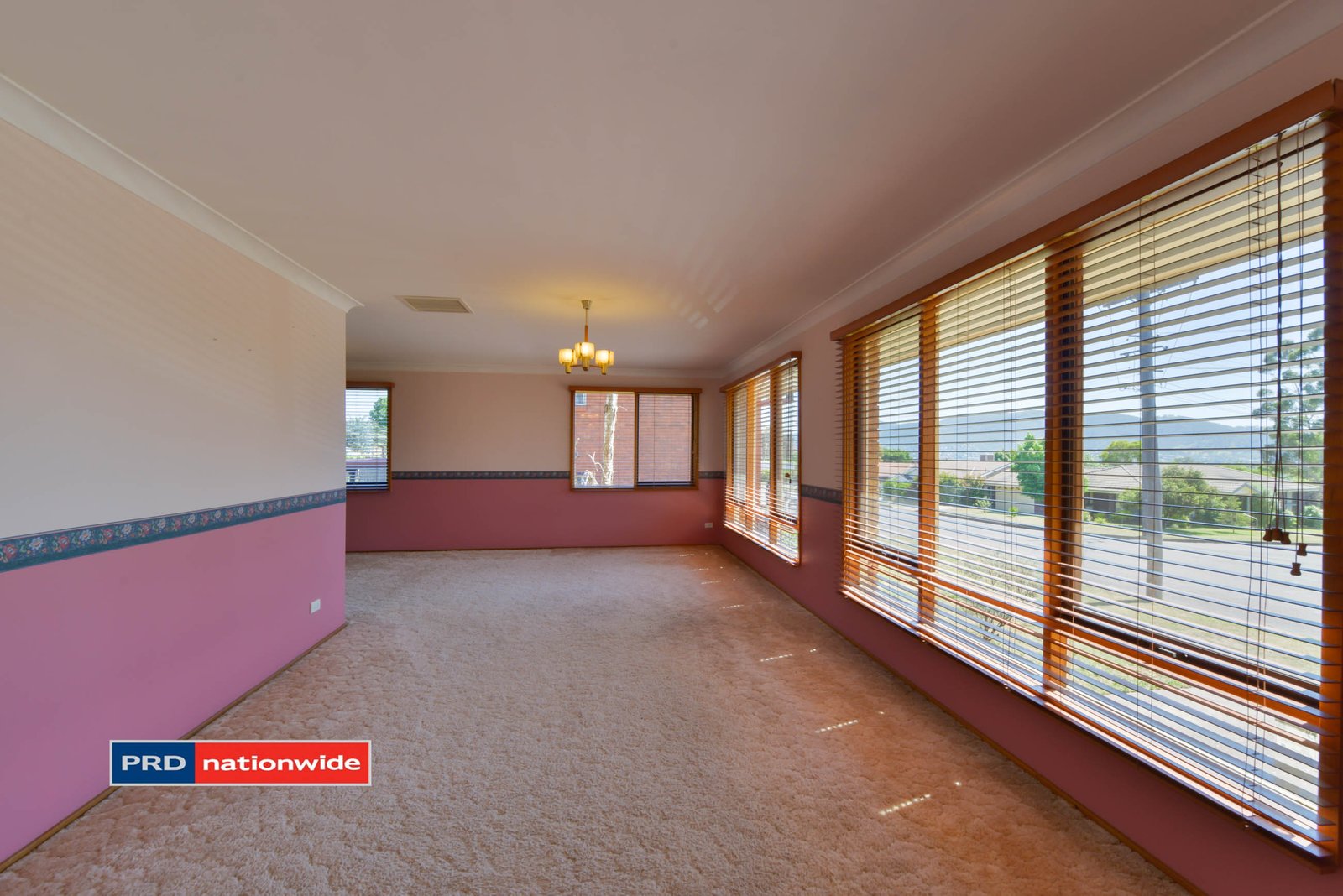 84 Edward Street TAMWORTH 4