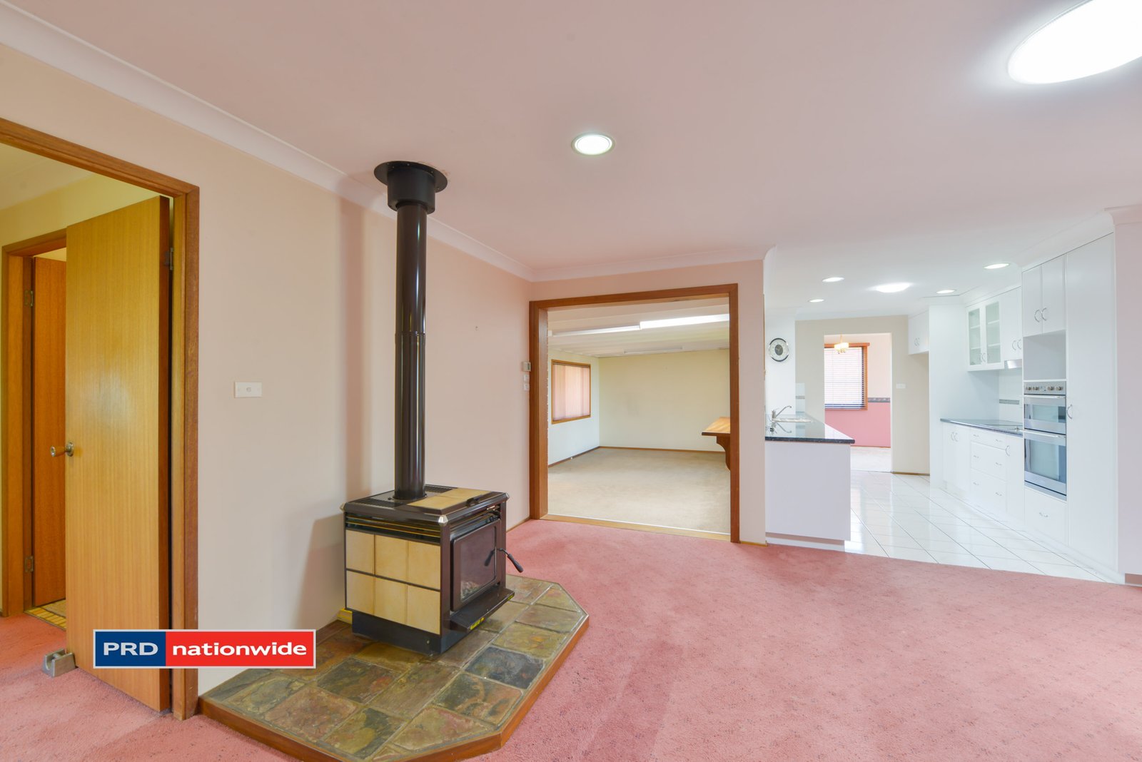 84 Edward Street TAMWORTH 9