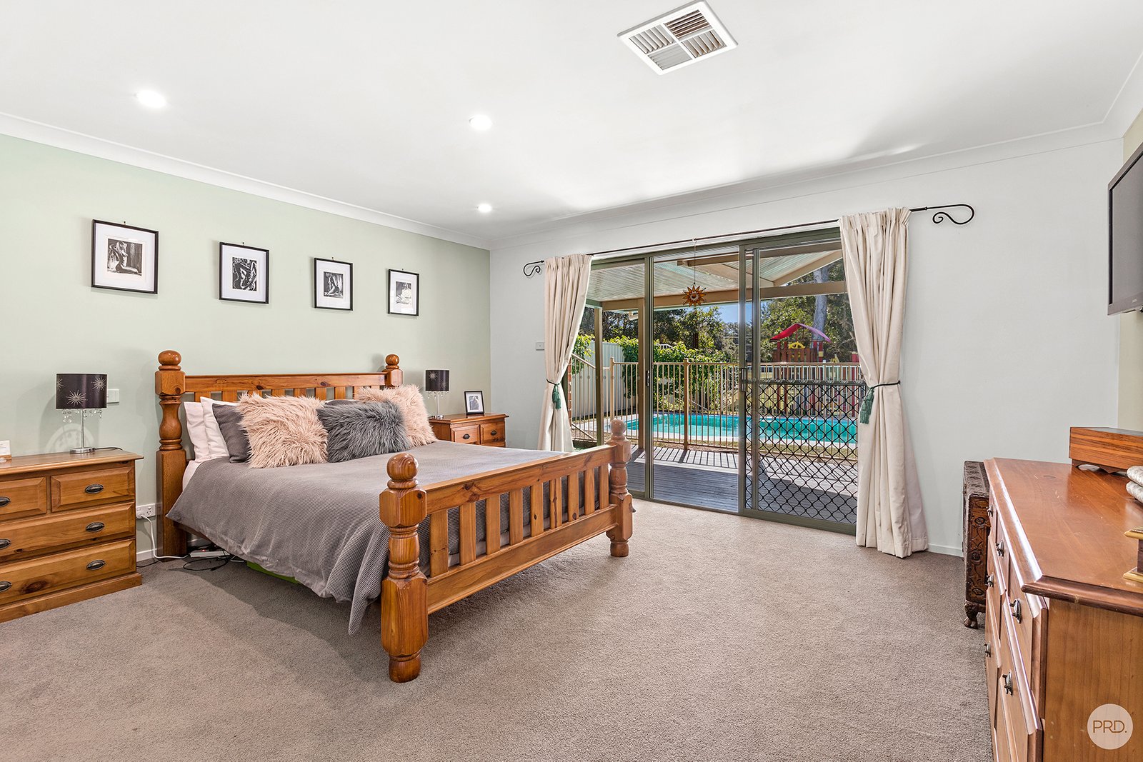 84 Essington Way ANNA BAY 11