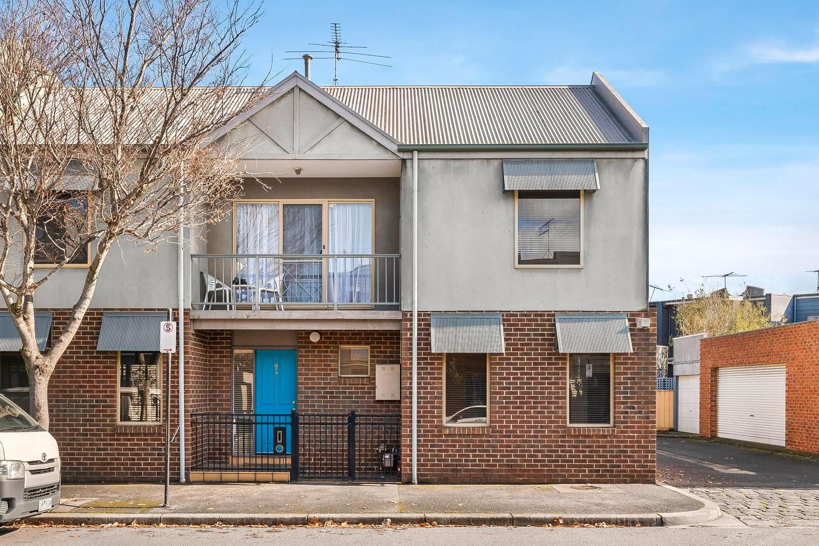 84 Gatehouse Drive, Kensington VIC 3031