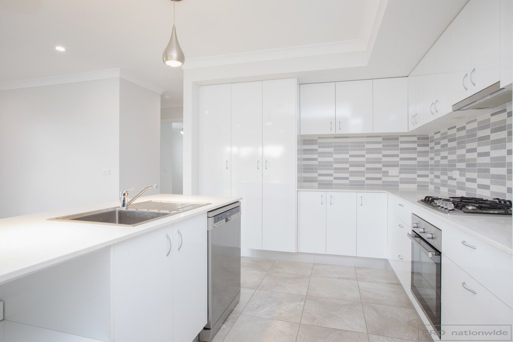 84 Gillies Street RUTHERFORD 9