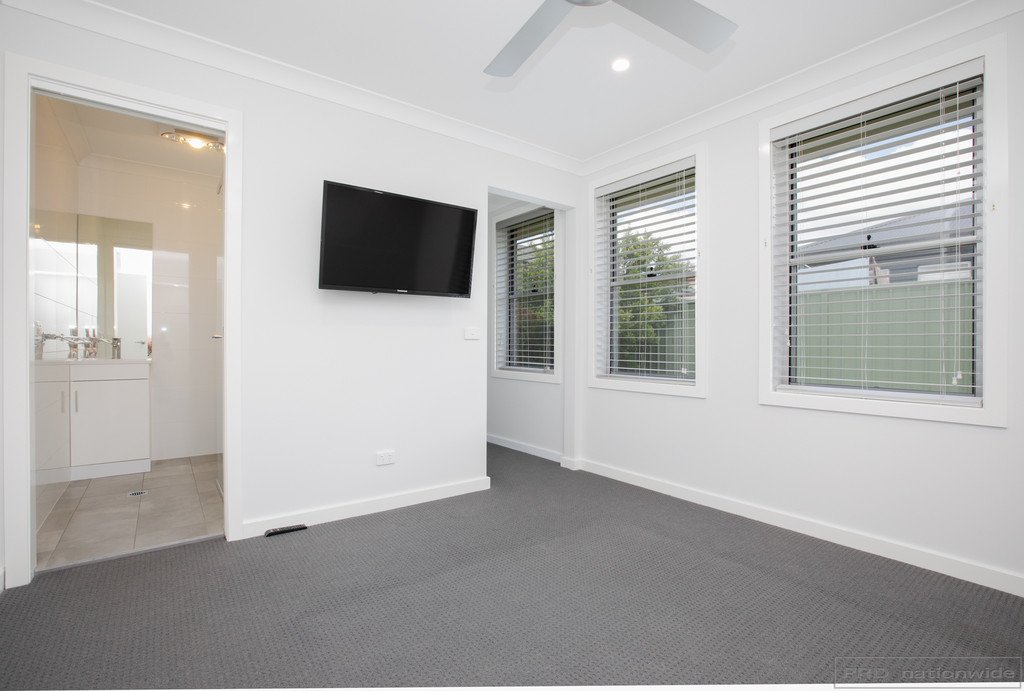 84 Gillies Street RUTHERFORD 14