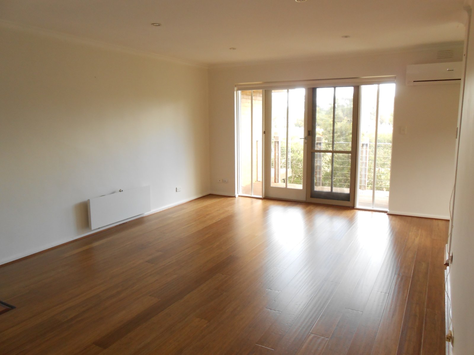 Gallery: 8/4 Glebe Avenue