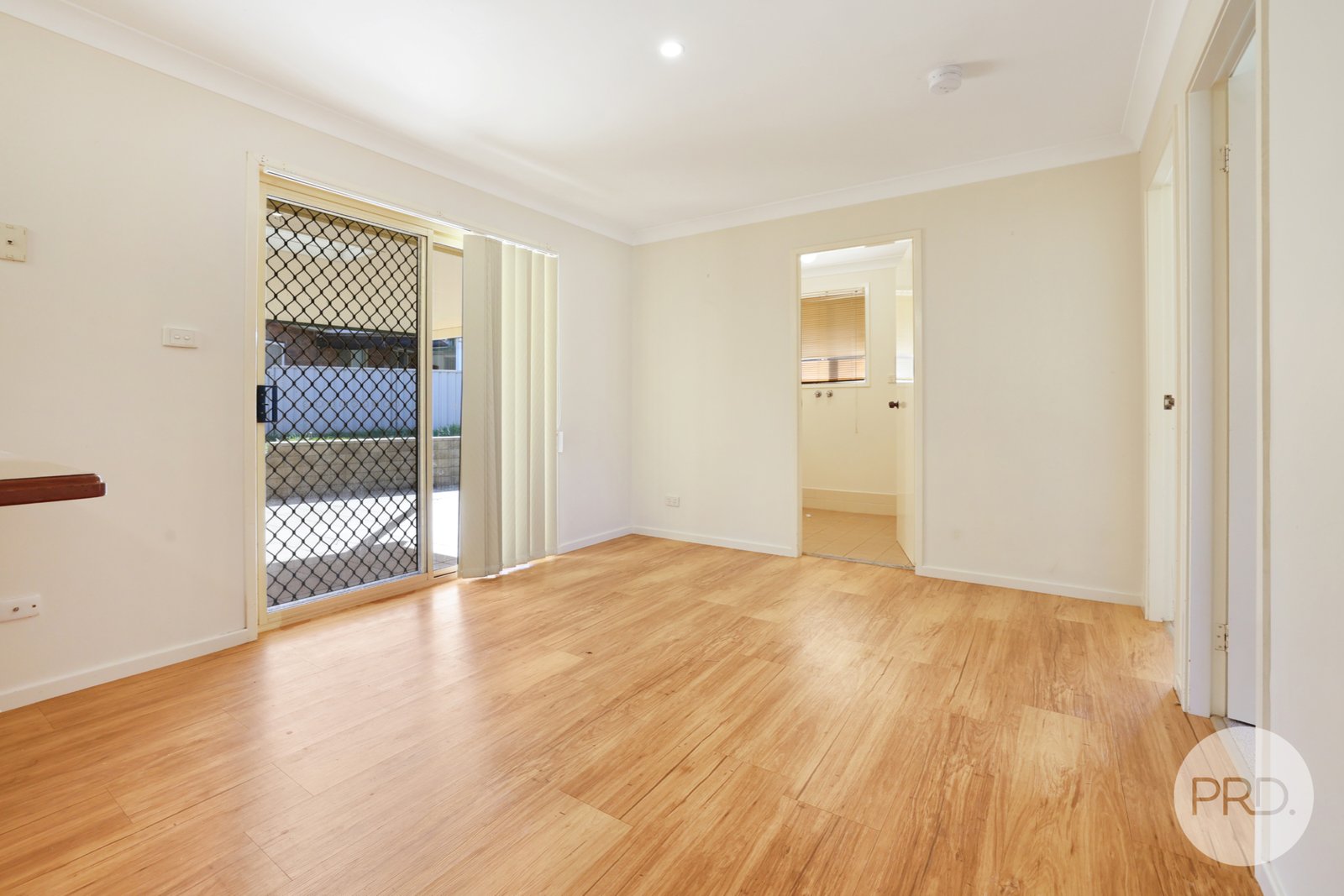84 Glengarvin Drive TAMWORTH 20