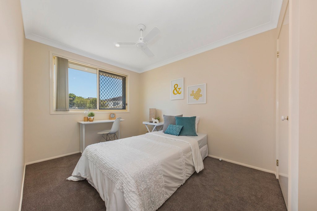 84 Golden Wattle Crescent THORNTON 21