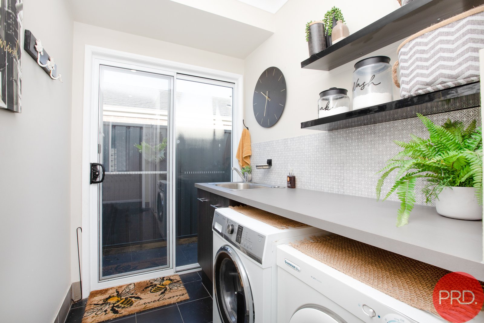84 Grand Parade RUTHERFORD 21