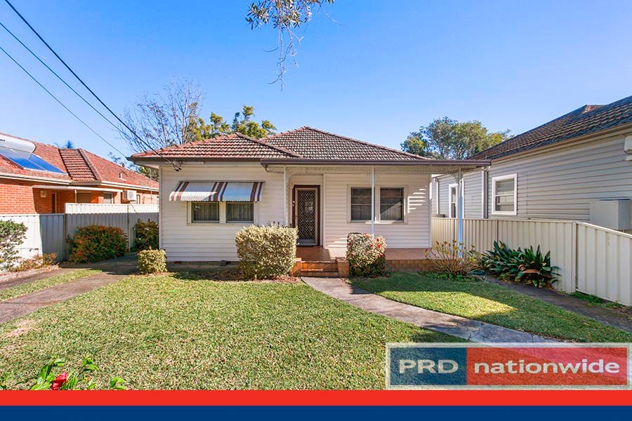 84 Gungah Bay Road OATLEY 1