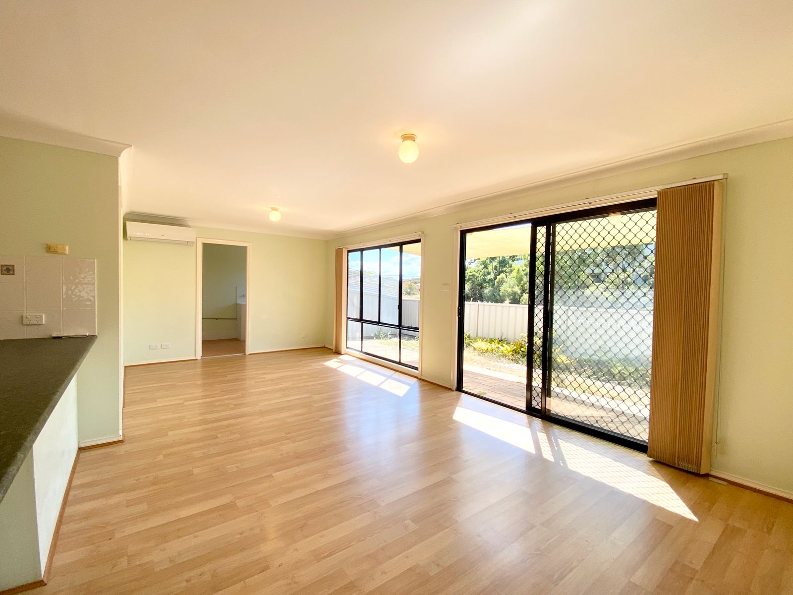 8/4 Helm Close SALAMANDER BAY 5