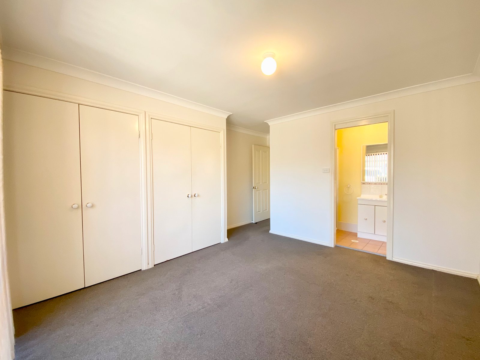 8/4 Helm Close SALAMANDER BAY 10