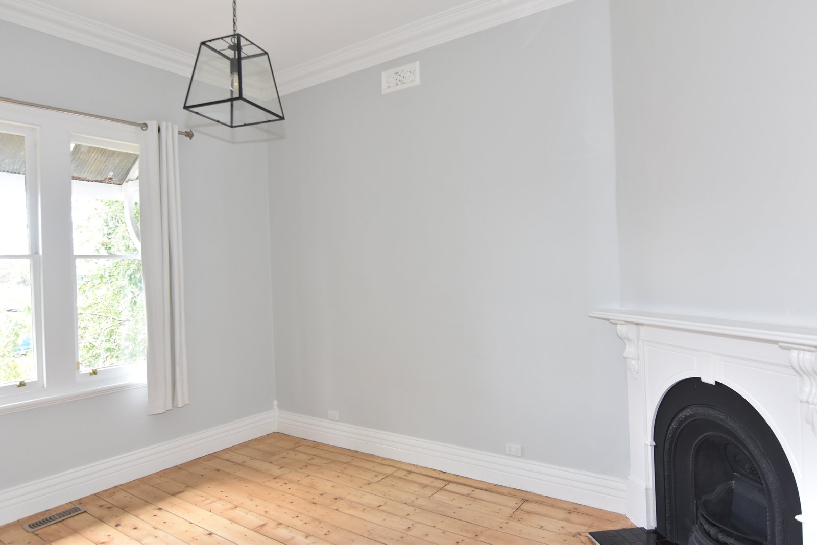 Gallery: 84 High Street