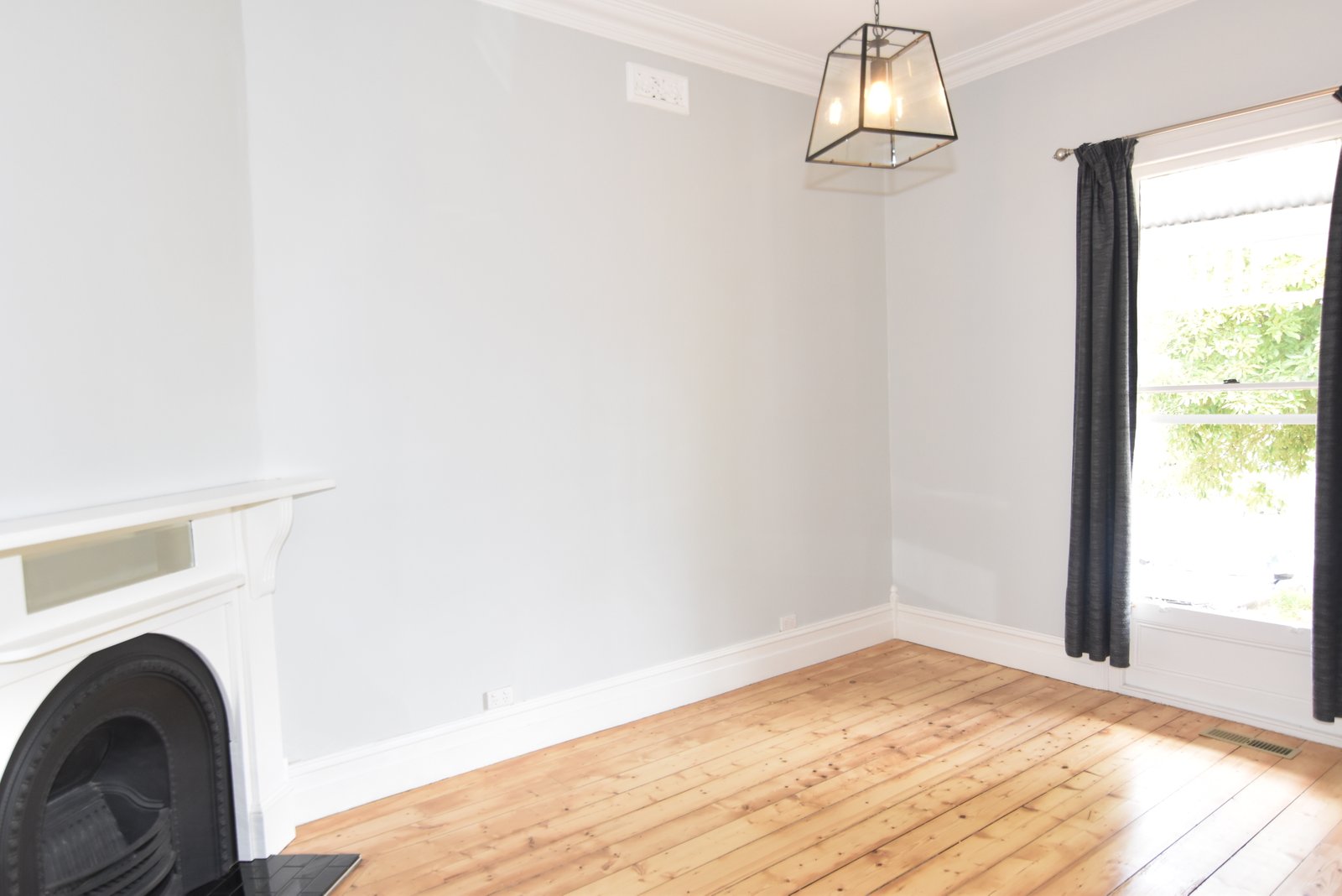 Gallery: 84 High Street