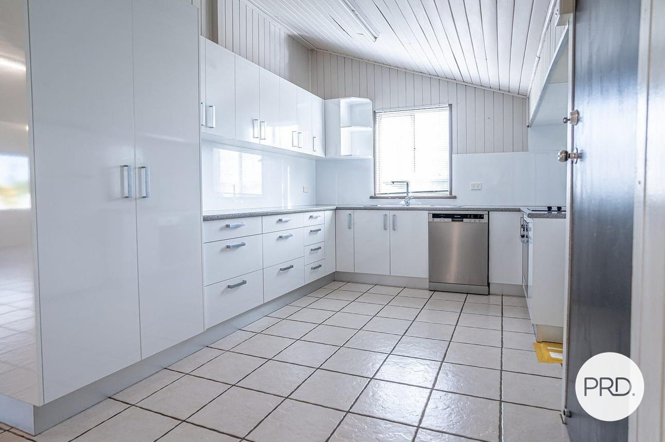 84 Holland Street WEST MACKAY 2