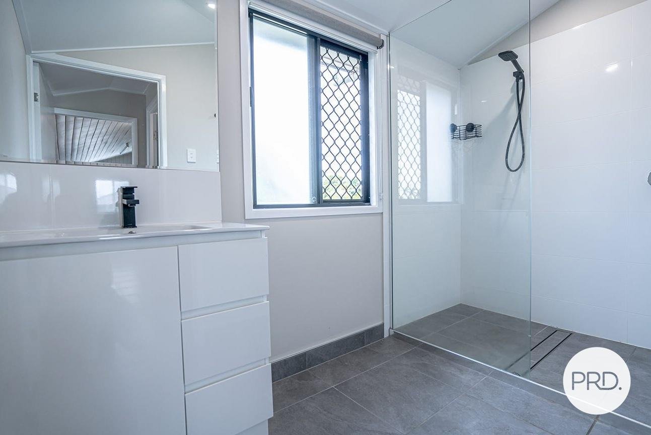 84 Holland Street WEST MACKAY 4