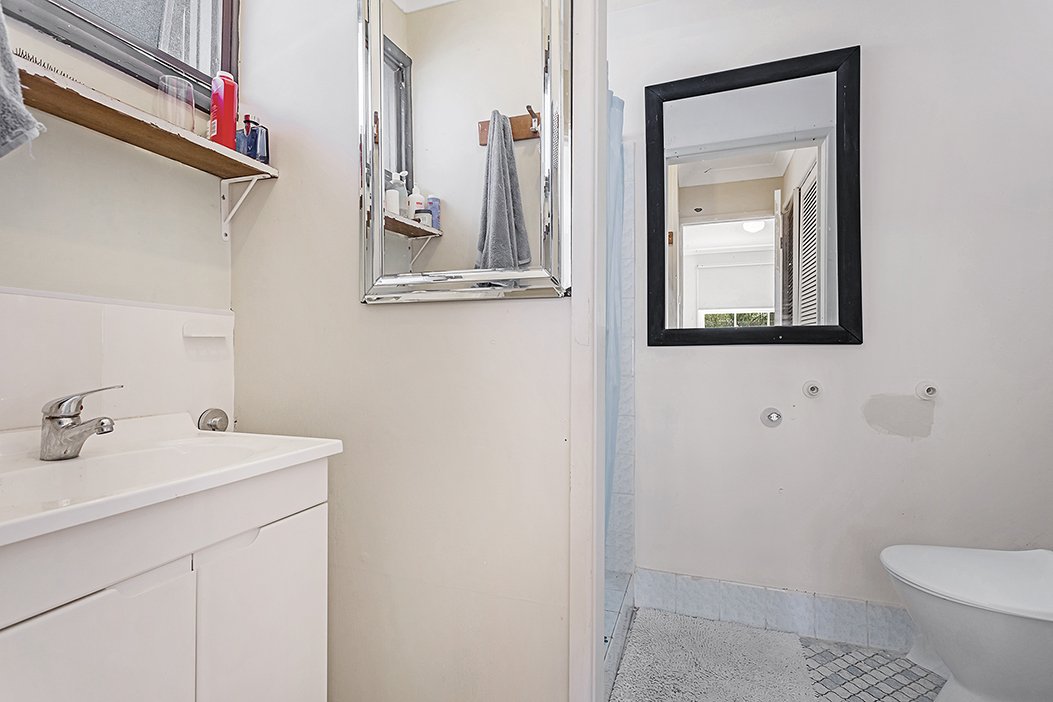 84 Horace Street SHOAL BAY 11