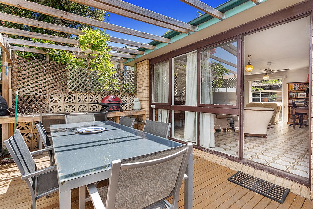 84 Horace Street SHOAL BAY 14