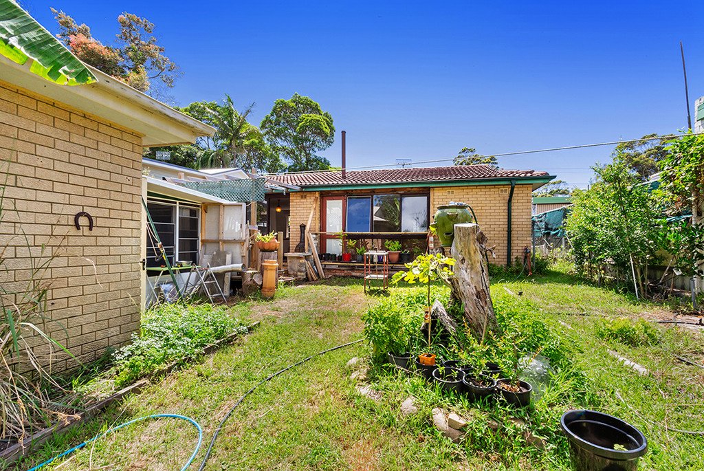 84 Horace Street SHOAL BAY 22