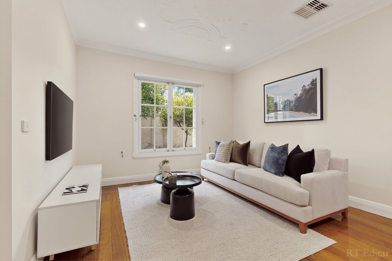Real Estate and Property in 84 Liddiard Street, Hawthorn, VIC