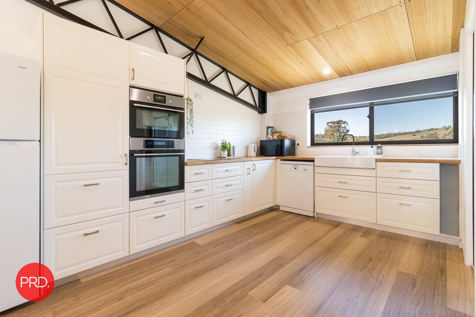 84 Merino Vale Drive WAMBOIN 34