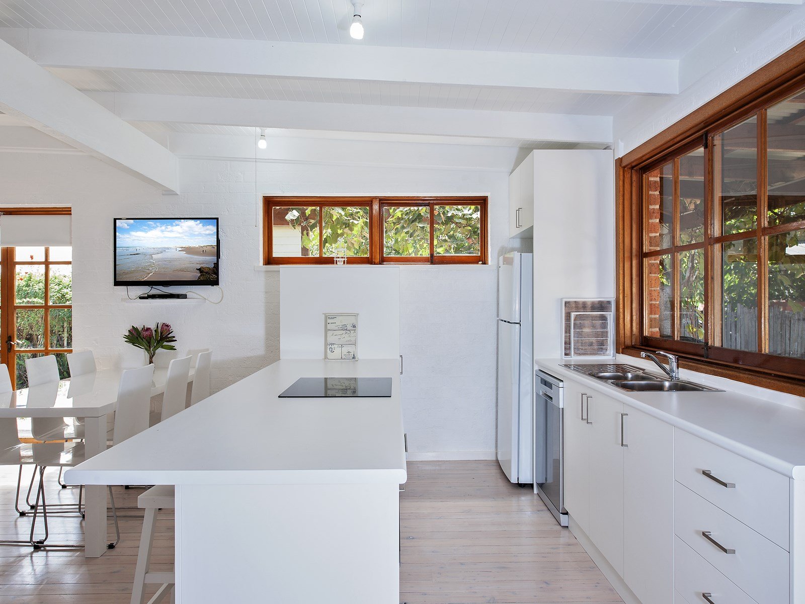 84 Morna Point Road ANNA BAY 6