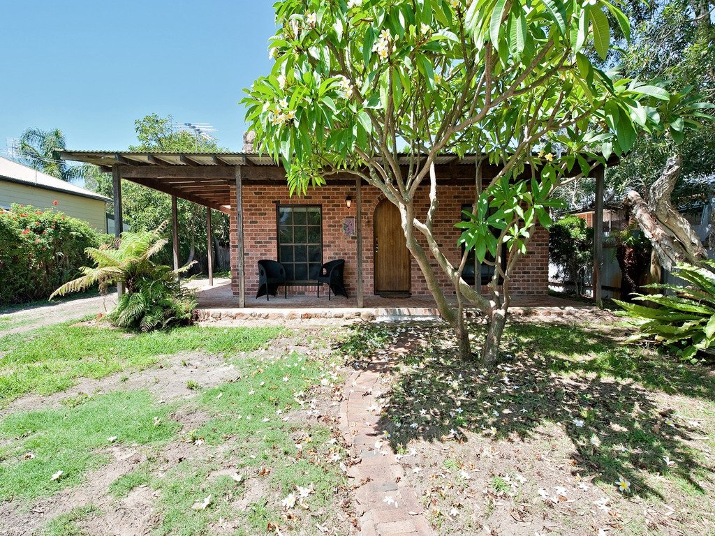84 Morna Point Road ANNA BAY 13