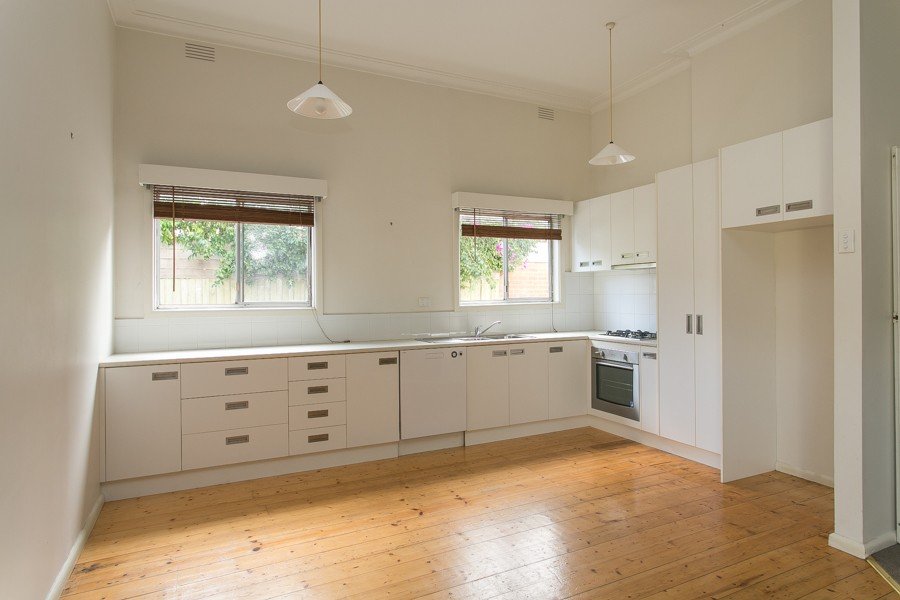 Gallery: 84 Neville Street