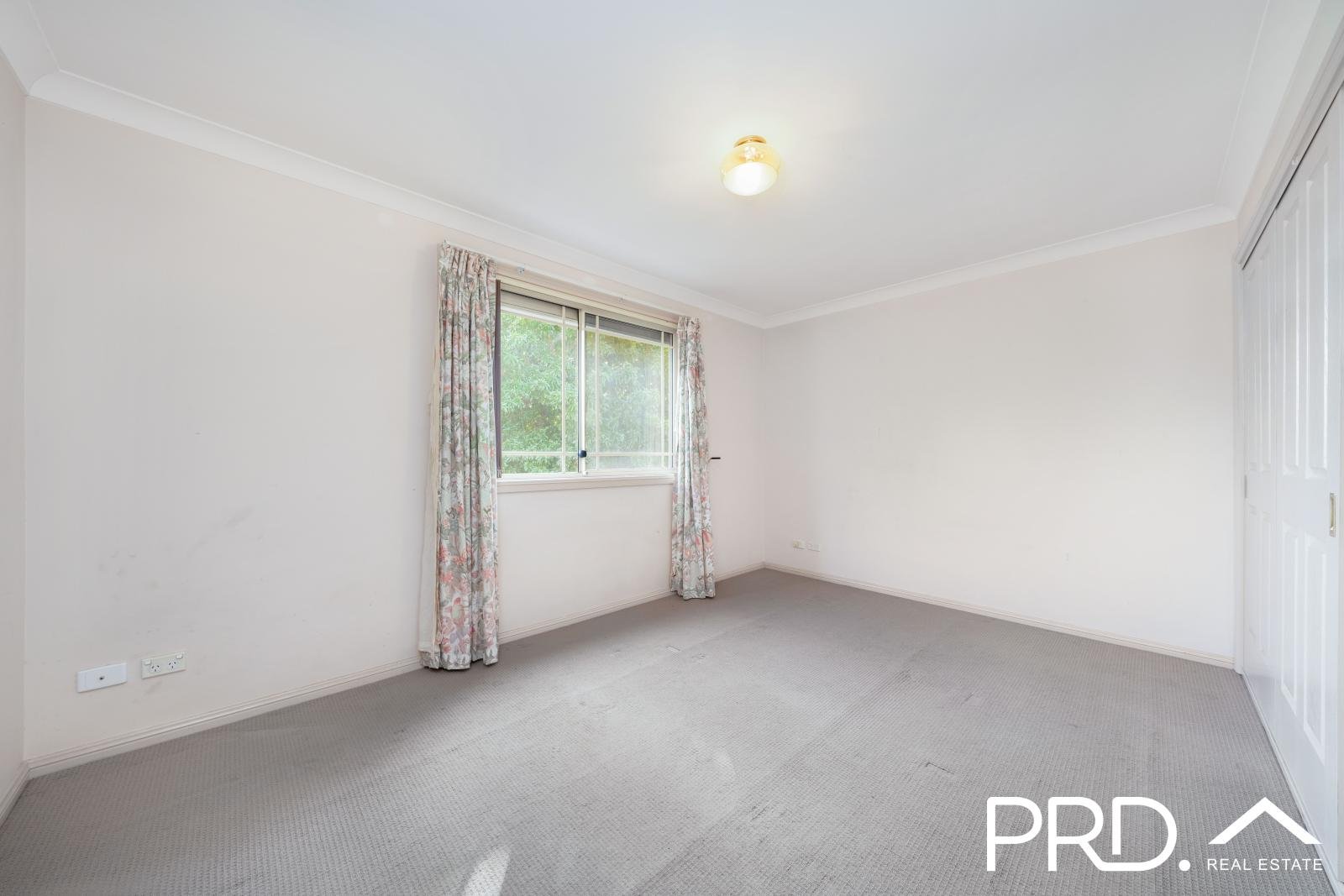84 Park Road EAST HILLS 4