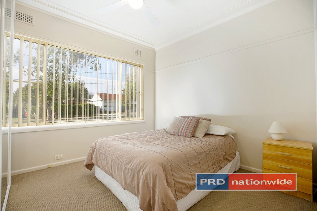 84 Penrose Crescent SOUTH PENRITH 8