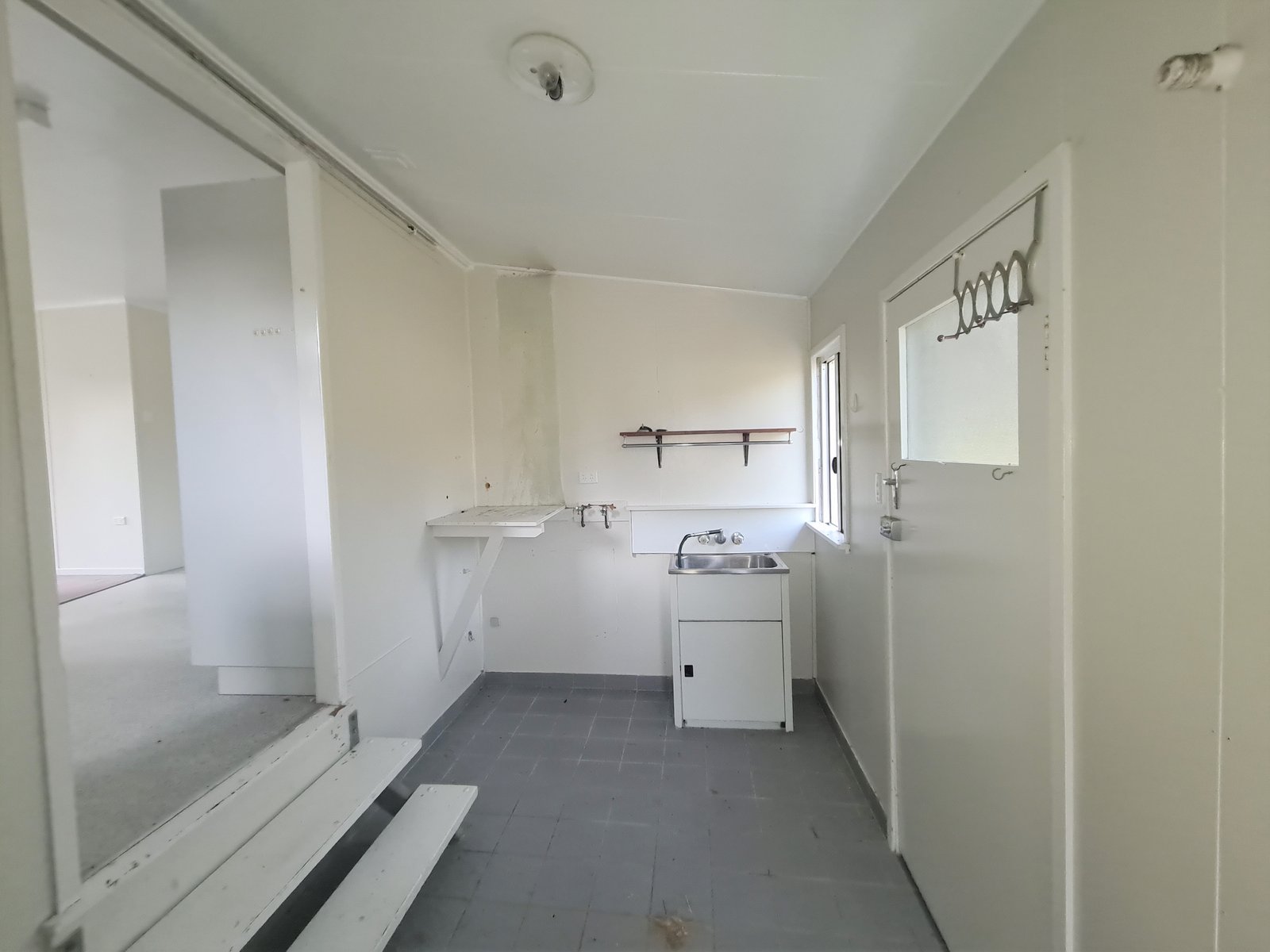 84 ROE Street MIRIAM VALE 10