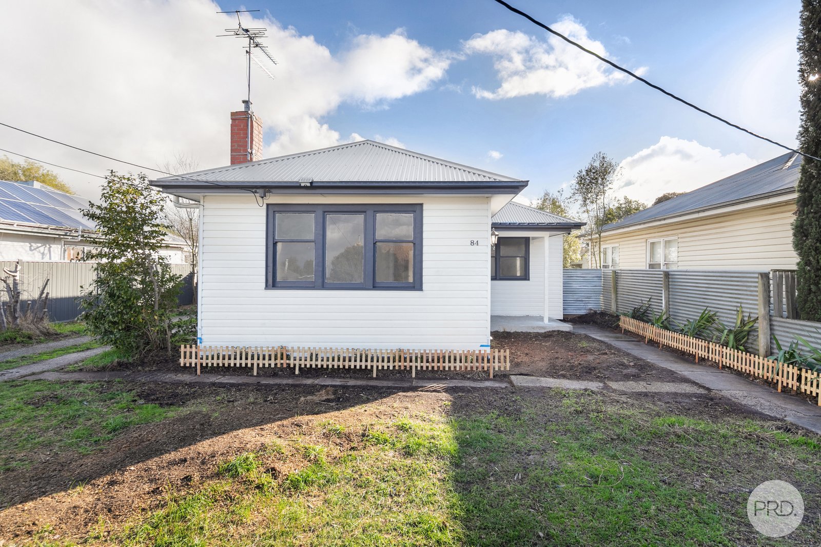 84 Rowlands Street SEBASTOPOL 1