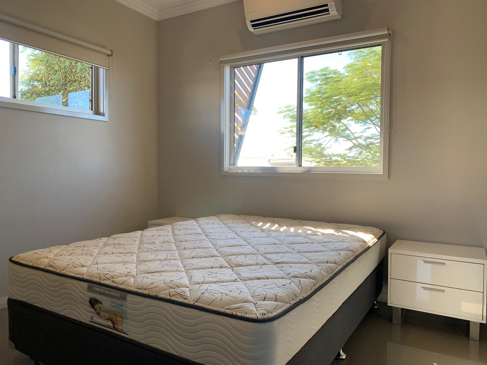 8/4 Shingoro Street BILINGURR 7