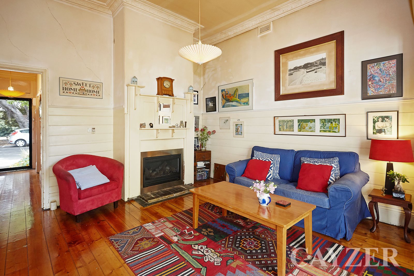 Gallery: 84 Station Street