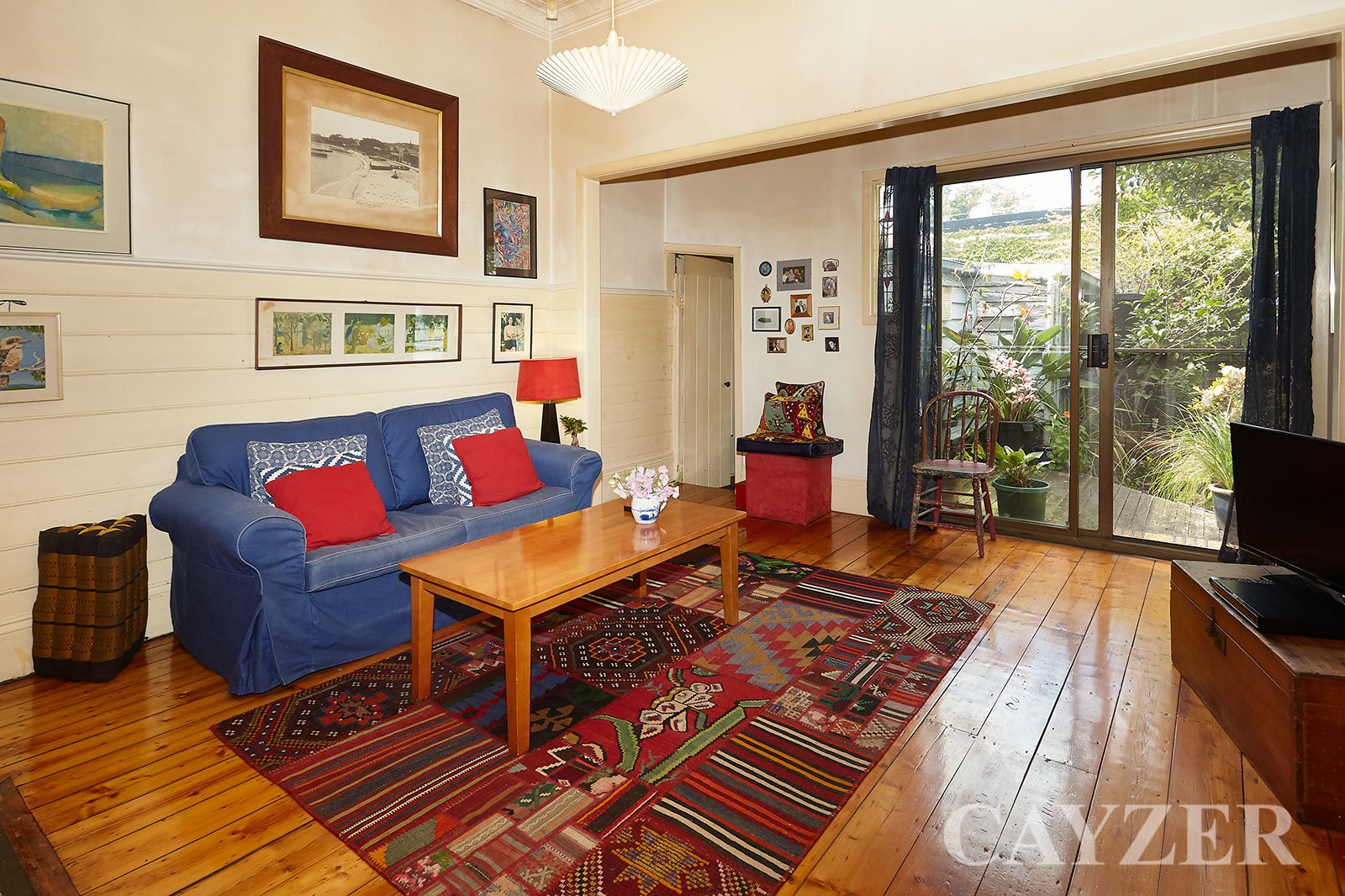 Gallery: 84 Station Street