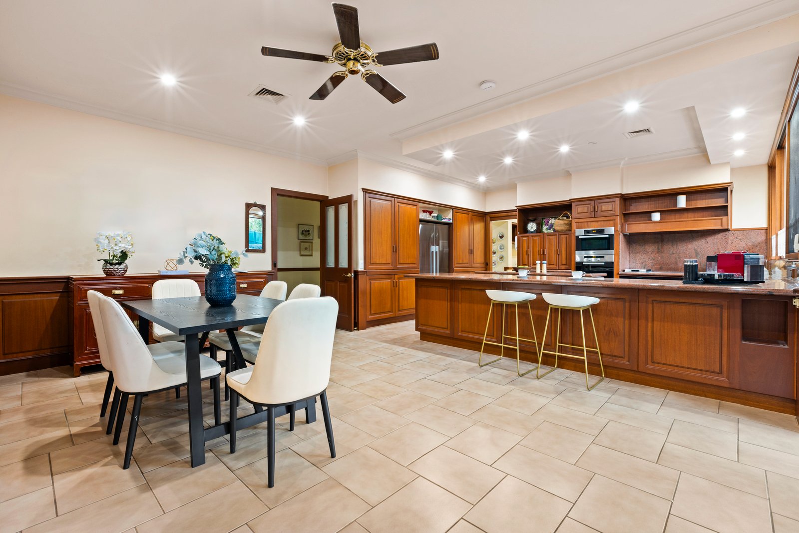 Gallery: 84 Sunnybrook Drive