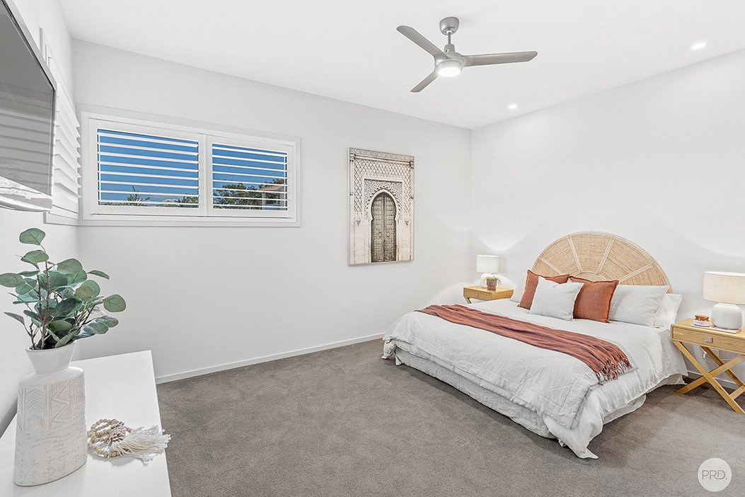 84 The Peninsula  CORLETTE 13