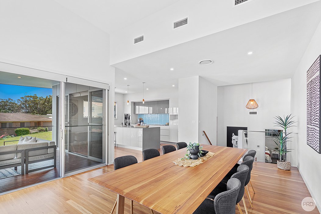 84 The Peninsula  CORLETTE 18