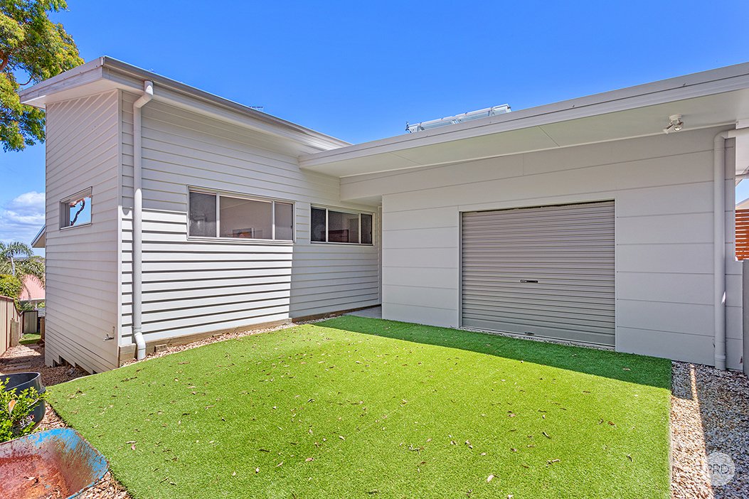 84 The Peninsula  CORLETTE 24