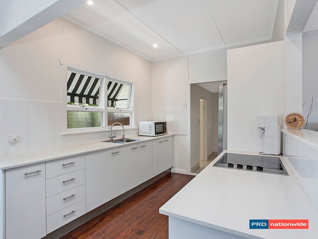 84 THIRD Avenue PALM BEACH 5