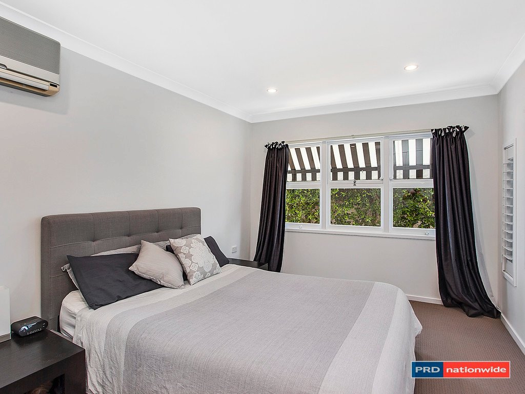 84 THIRD Avenue PALM BEACH 8