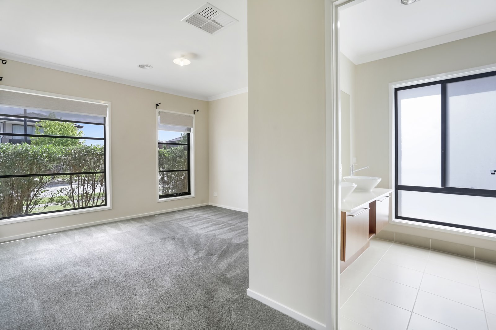 Gallery: 84 Tyers Lane