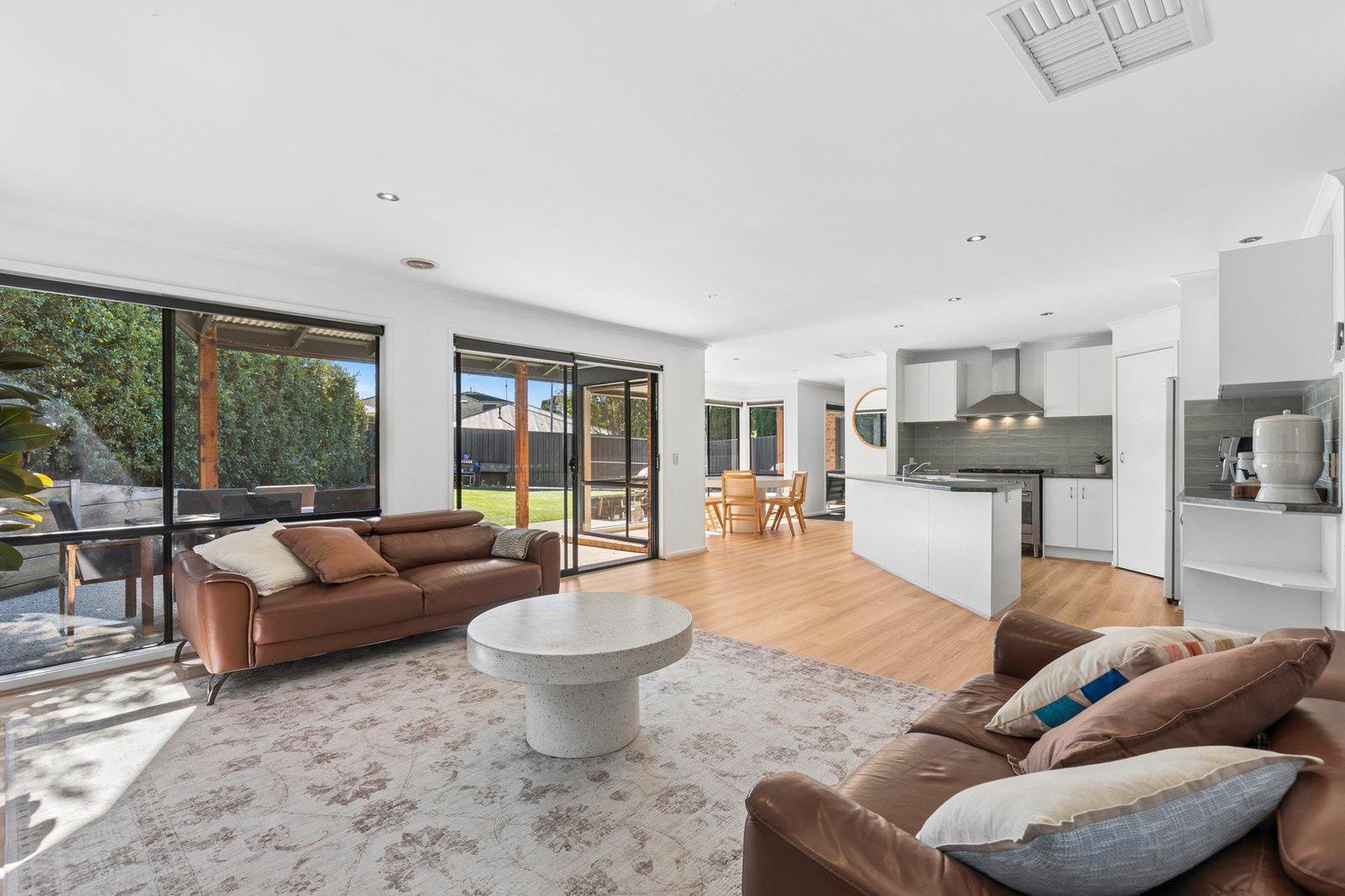 Gallery: 84 Wandana Drive