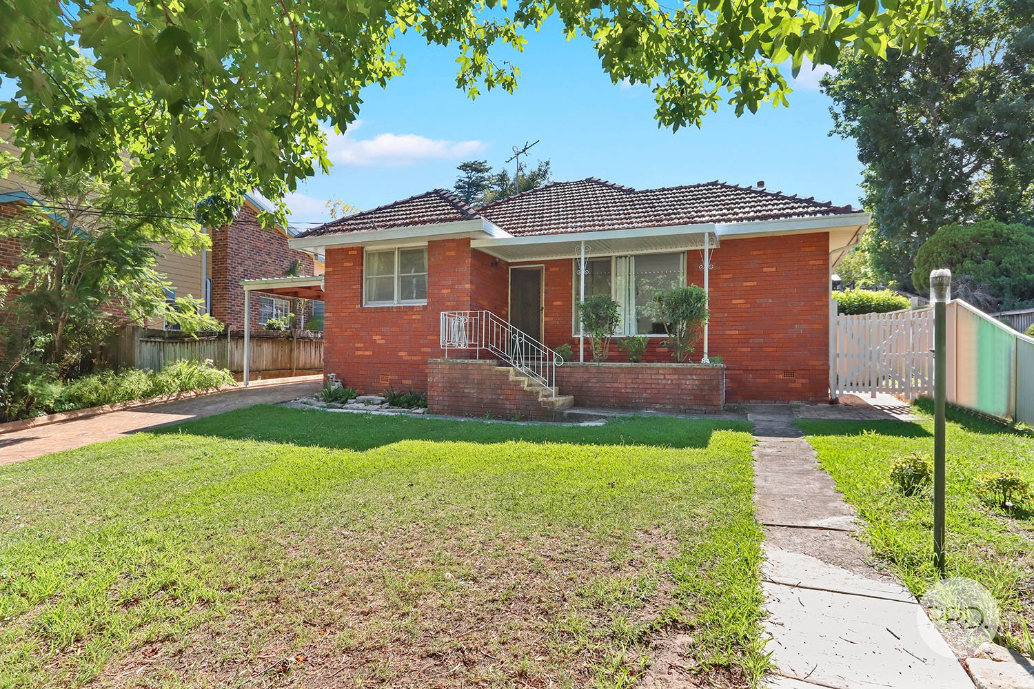 84 Waratah Street OATLEY 2