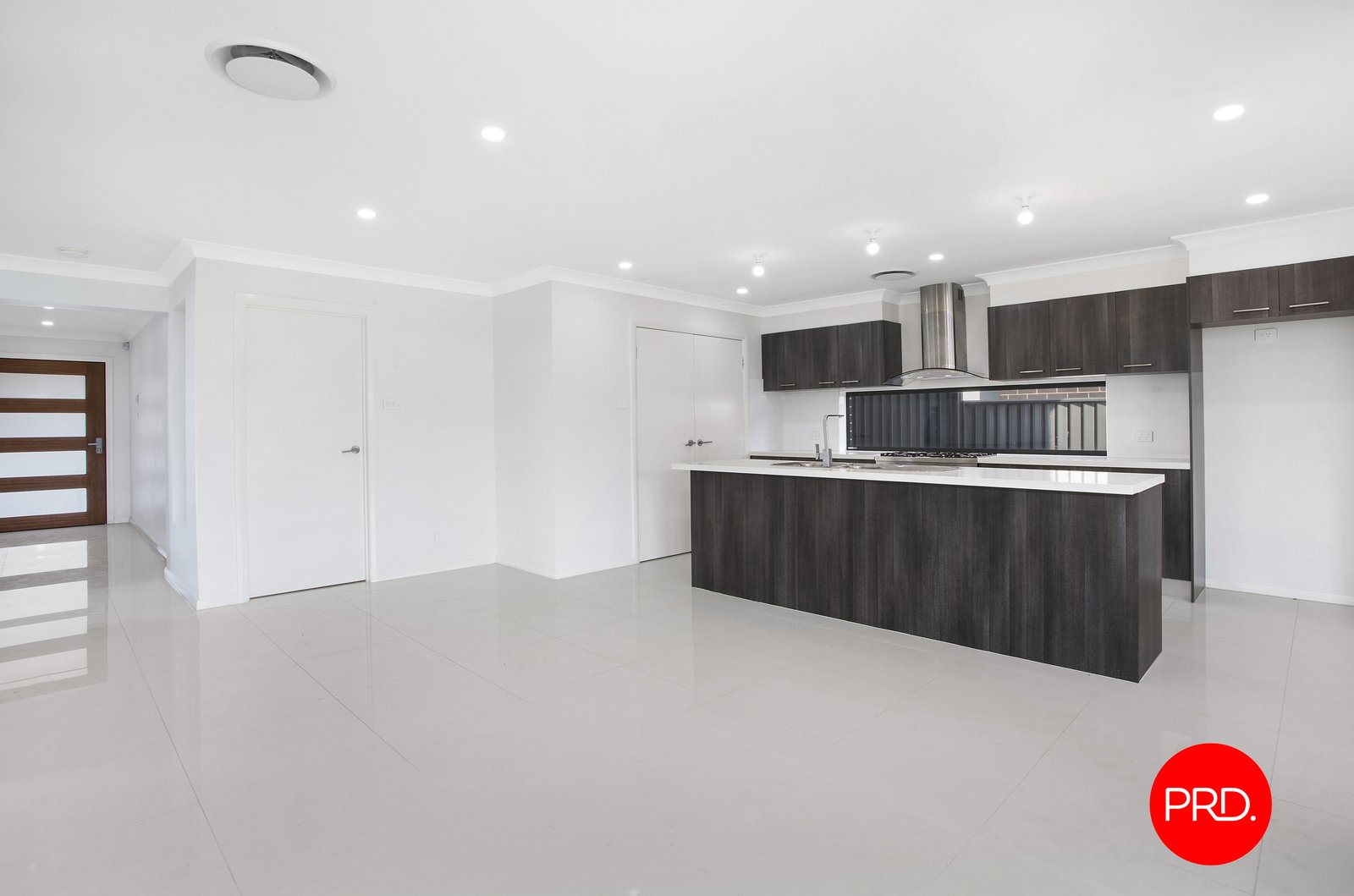 84 Willowdale Drive DENHAM COURT 5