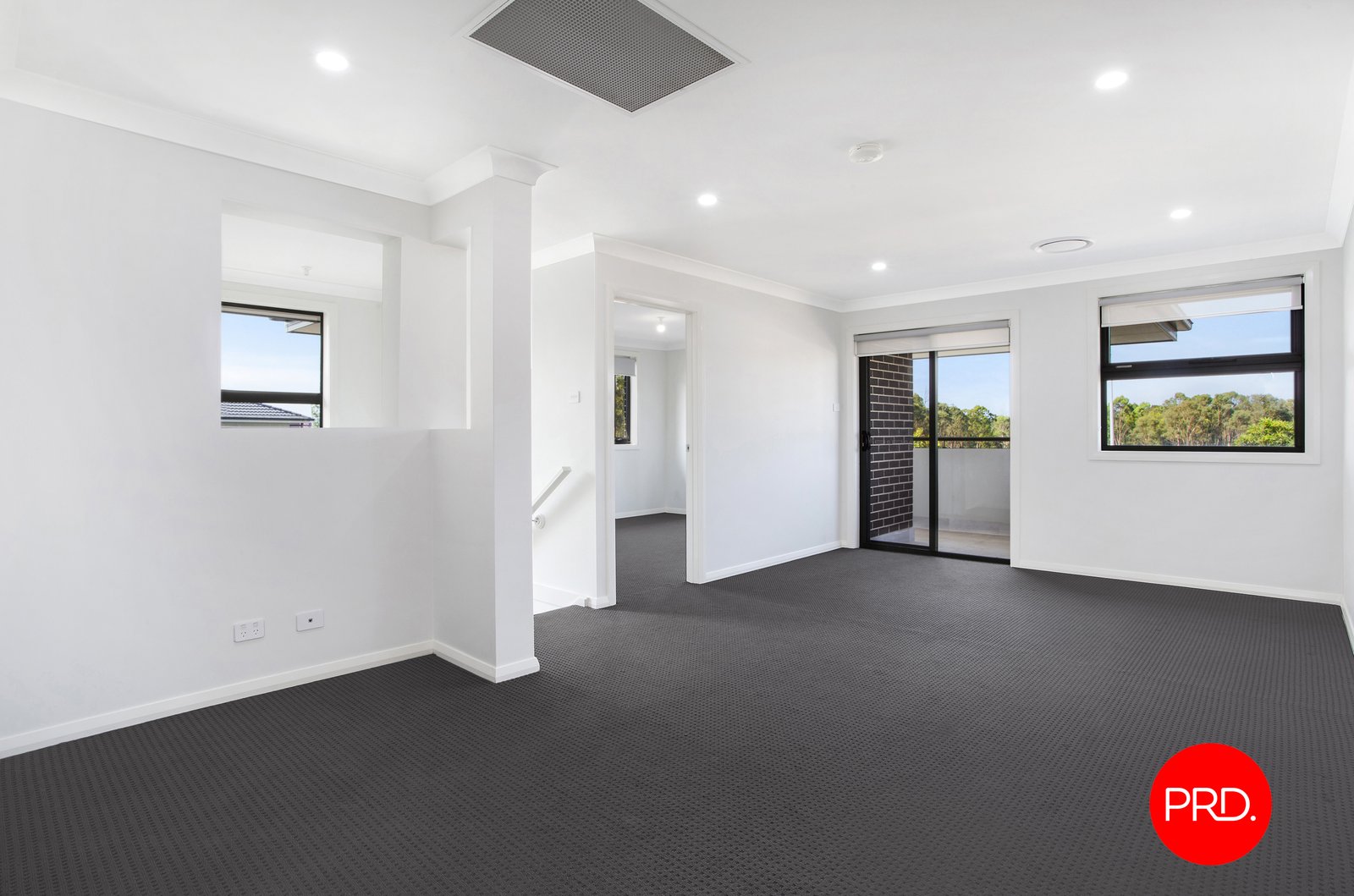 84 Willowdale Drive DENHAM COURT 7