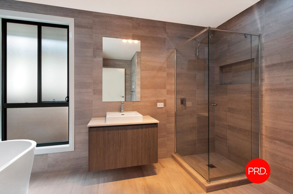 84 Willowdale Drive DENHAM COURT 12