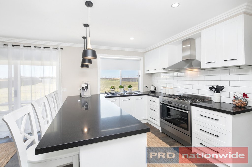 84 Windermere Way CARDIGAN VILLAGE 6