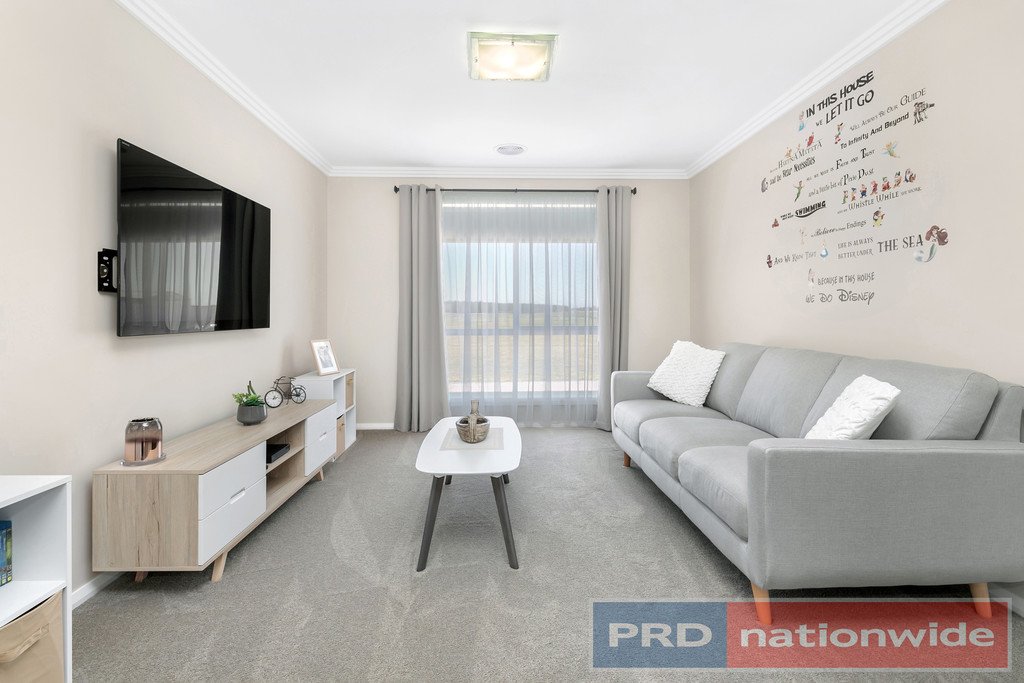 84 Windermere Way CARDIGAN VILLAGE 16