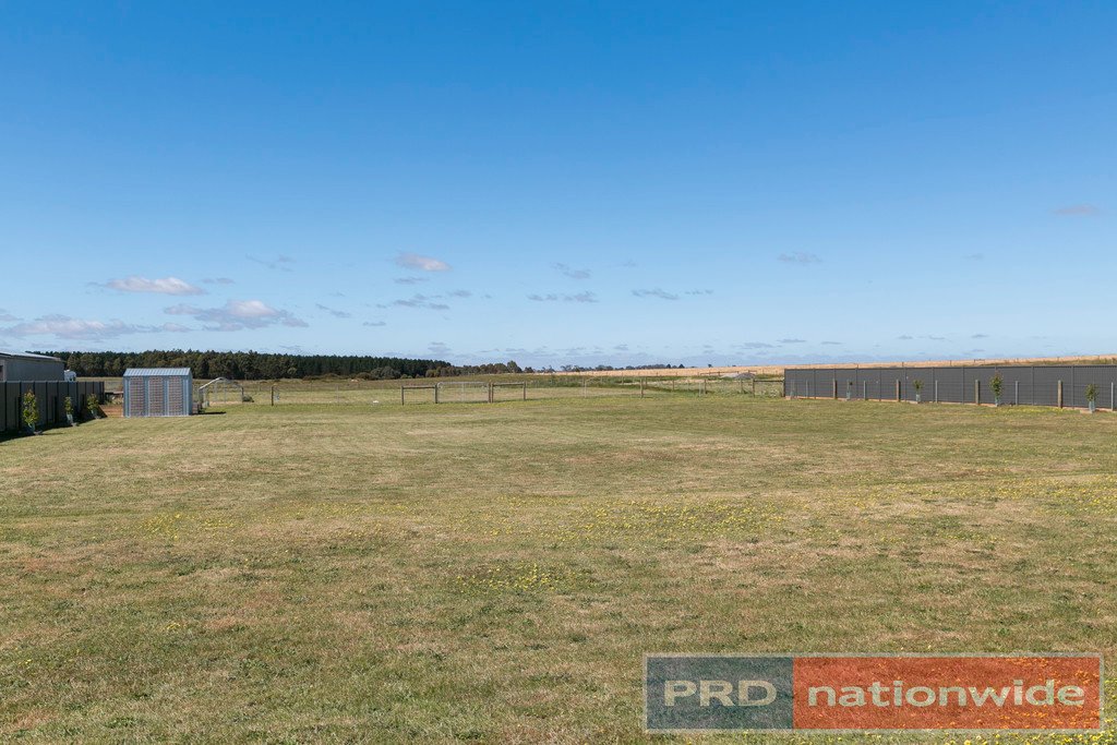 84 Windermere Way CARDIGAN VILLAGE 21