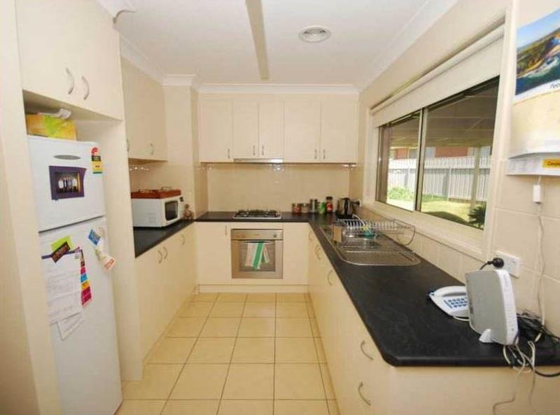 84 Yentoo Drive GLENFIELD PARK 3