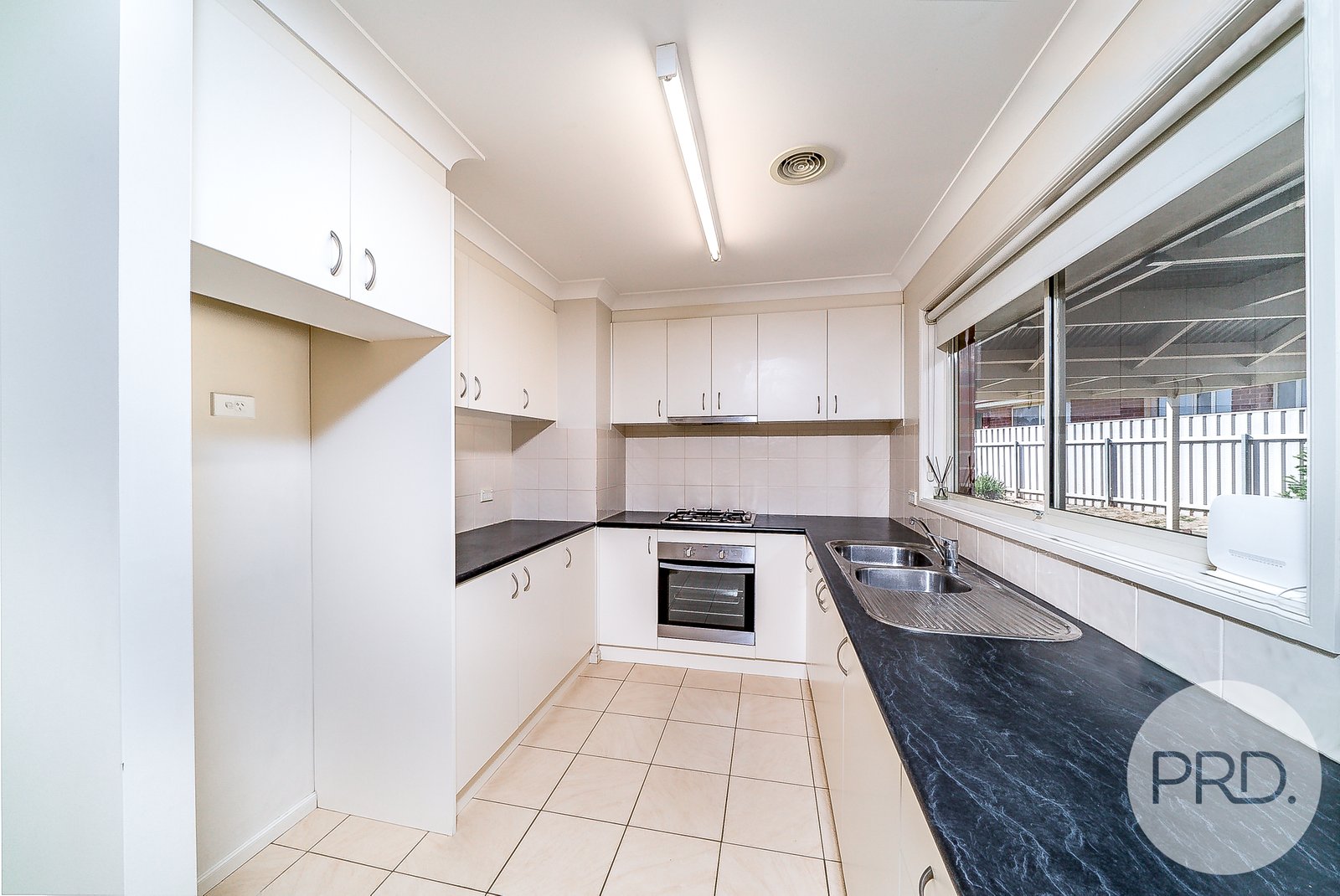 84 Yentoo Drive GLENFIELD PARK 3