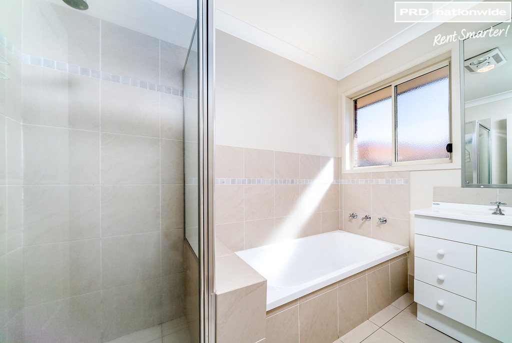 84 Yentoo Drive GLENFIELD PARK 8